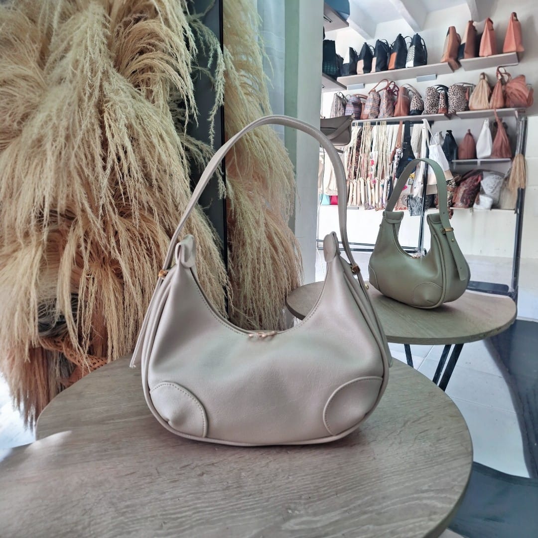 🤩BOLSO LUCIA,VERSÁTIL Y ELEGANTE 100% CUERO 👜